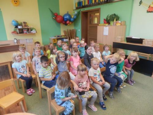 Pohádka "Bez práce nejsou koláče"